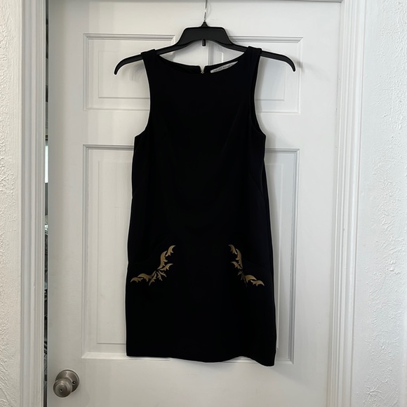 Rachel Rachel Roy black shift dress with pockets and gold metallic detail - Picture 1 of 6